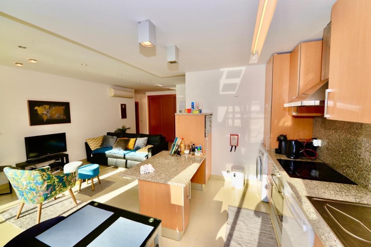 Silver - Apartment For 4 Guests 150M From Beach São Martinho do Porto Exteriör bild