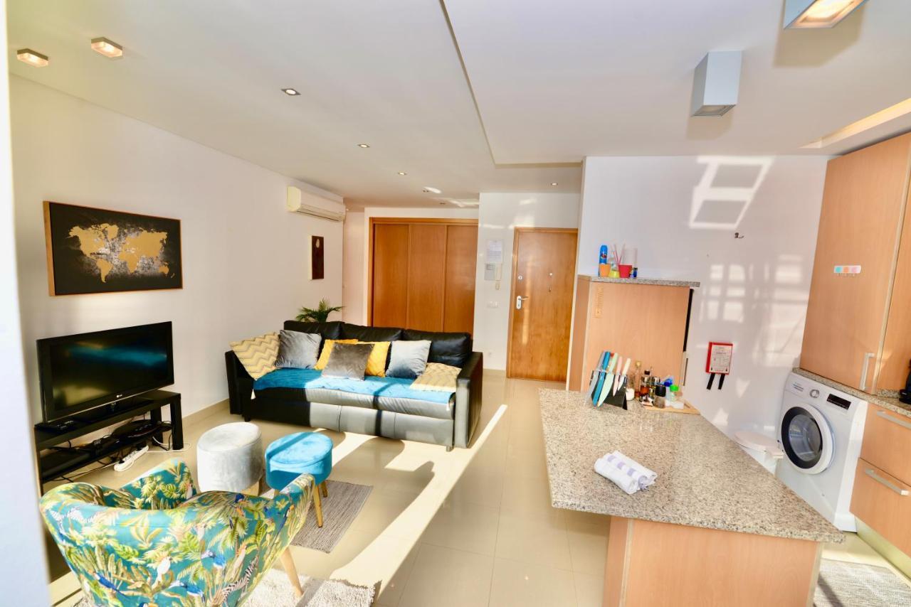 Silver - Apartment For 4 Guests 150M From Beach São Martinho do Porto Exteriör bild