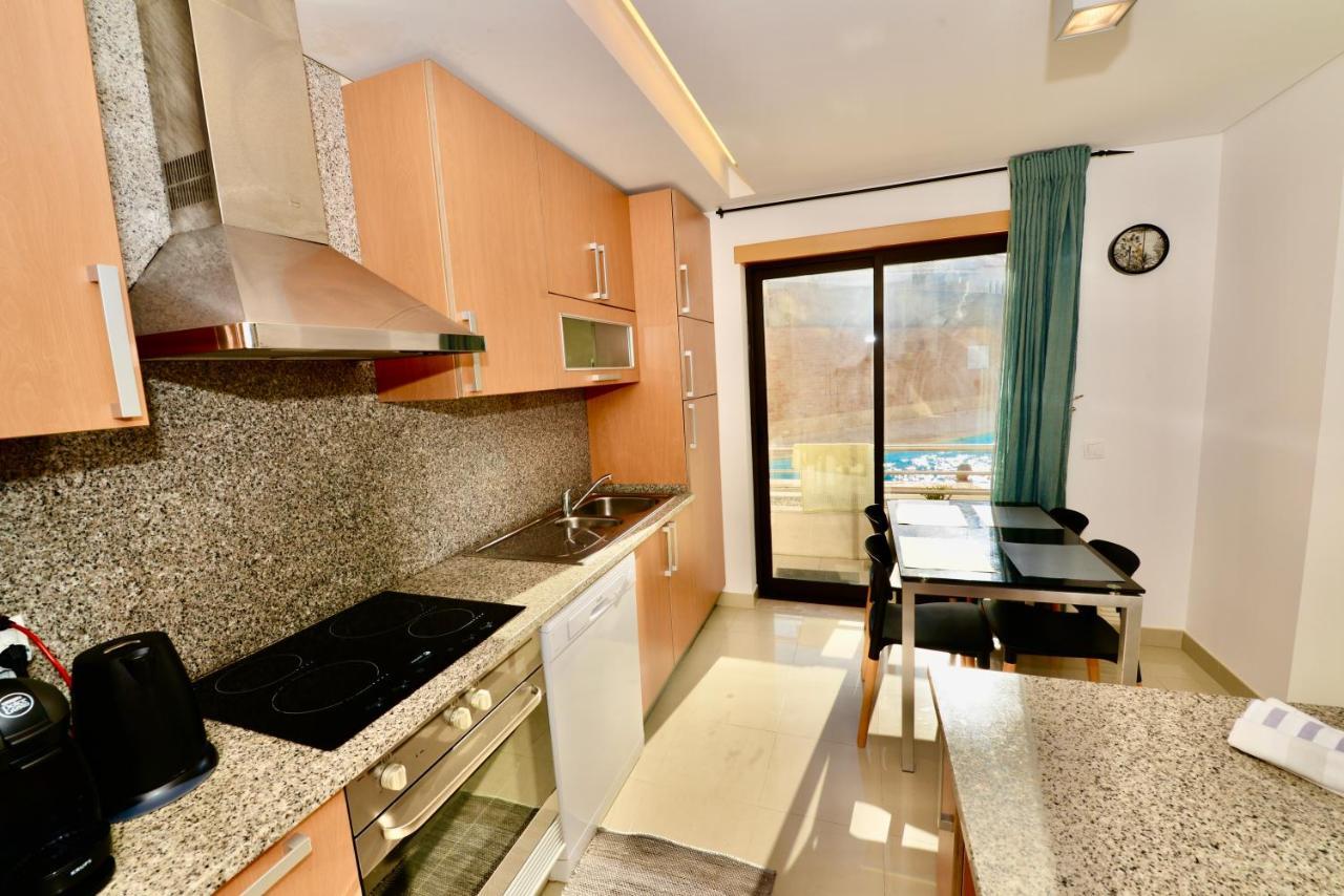 Silver - Apartment For 4 Guests 150M From Beach São Martinho do Porto Exteriör bild