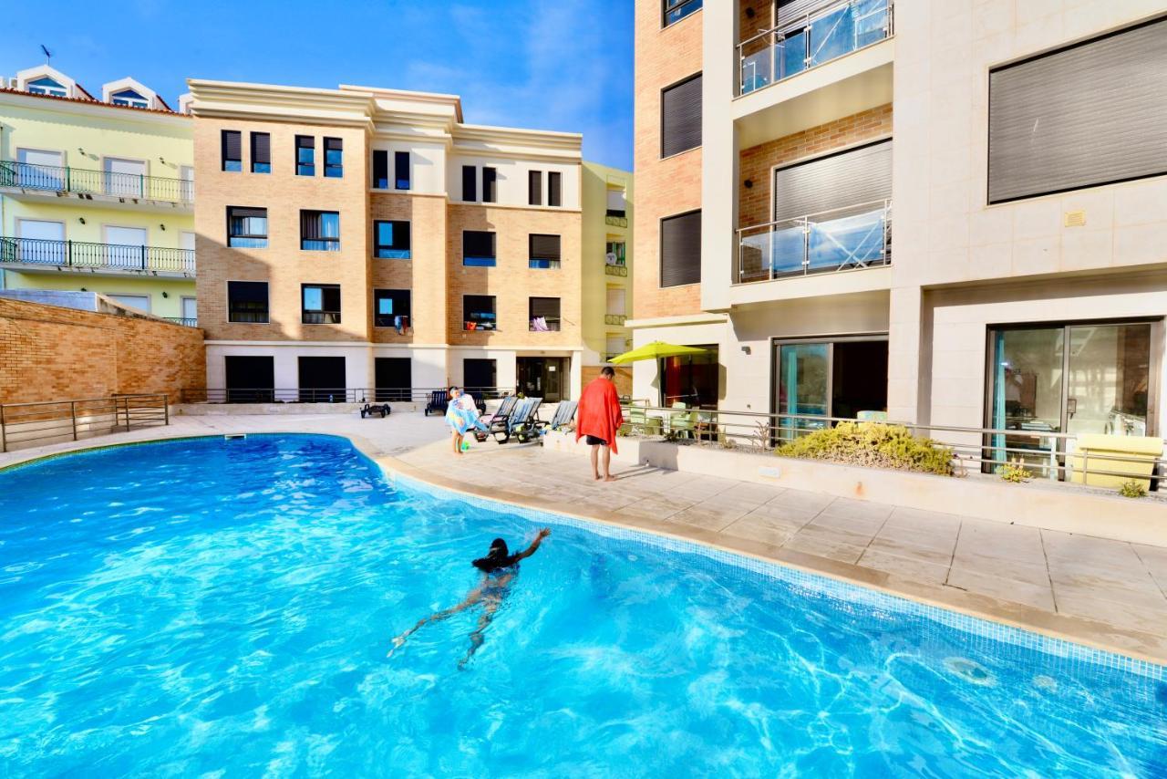 Silver - Apartment For 4 Guests 150M From Beach São Martinho do Porto Exteriör bild
