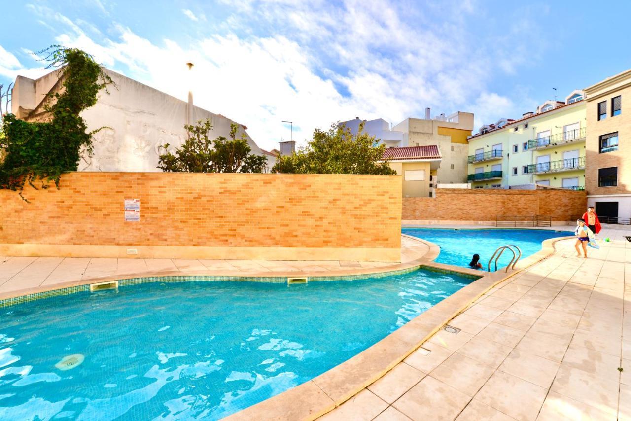 Silver - Apartment For 4 Guests 150M From Beach São Martinho do Porto Exteriör bild